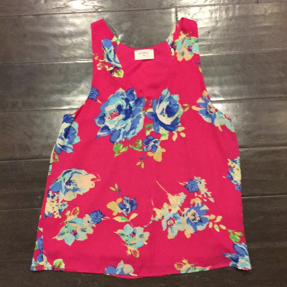 LAST CHANCE Everly Floral Tank